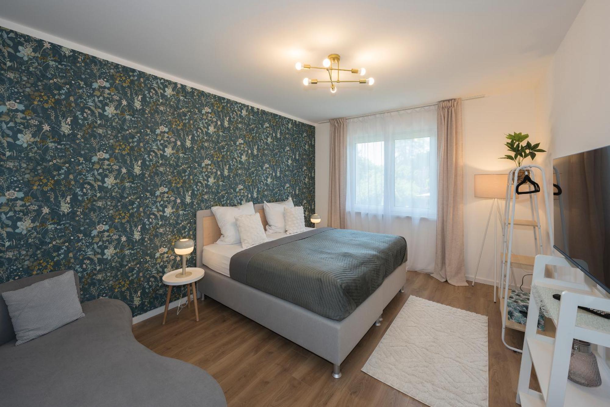 Bohnapartments Haus Zocheblick - 2 Kostenlose Parkplaetze - Sehr Ruhig - 4 Schlafzimmer - Neubau - Vollausstattung - Wlan Hoppegarten Luaran gambar